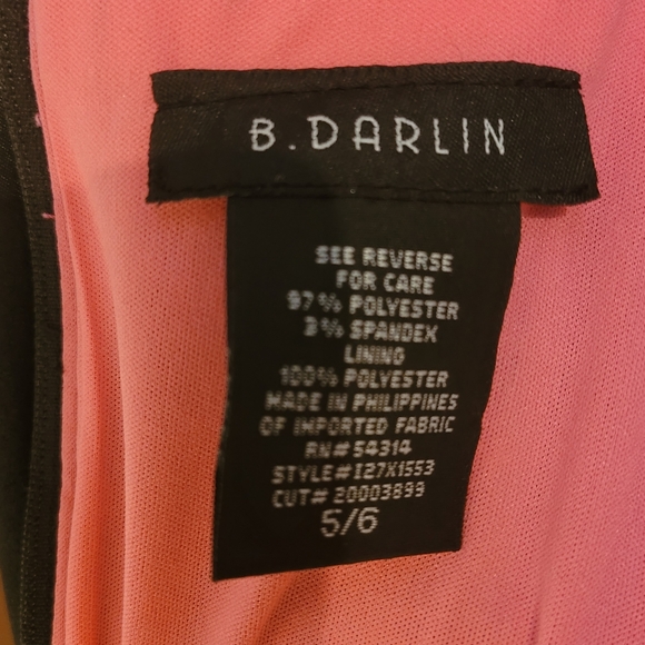 Dress - Picture 5 of 5